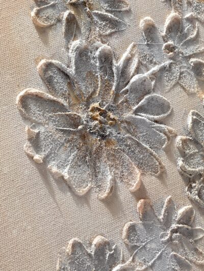 Maal "Beige flowers" 90x120cm - Image 5